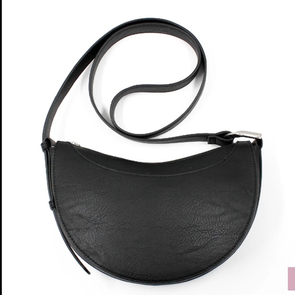 $17 K. Carroll: Gianna Crossbody Black Handbag w/RFID Vegan Leather - New - Picture 1 of 11